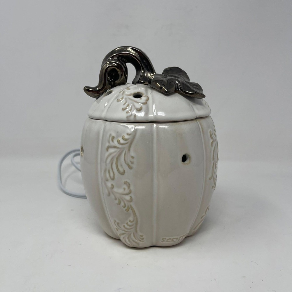 Scentsy Lumina Premium Pumpkin Warmer Cream 2016 Harvest Collection